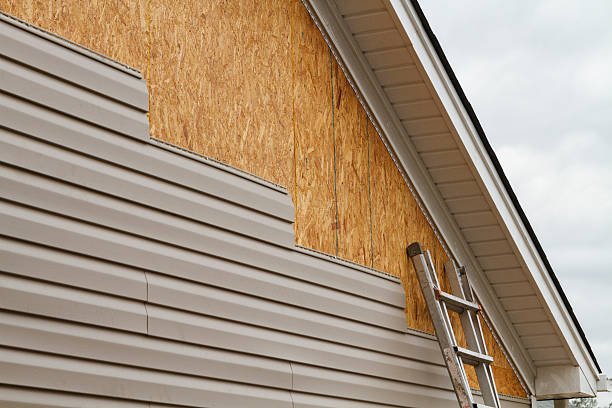 24/7 Emergency Wood Siding experts in McClellandtown, PA